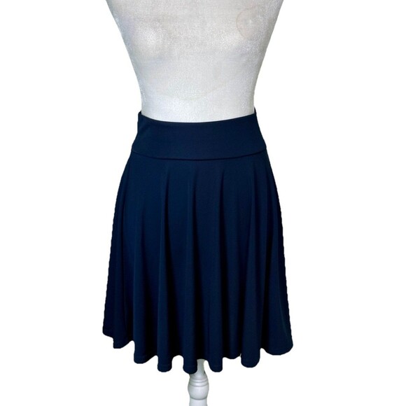 Women’s Navy A-Line Skater Skirt Flowy Flare Yoga Waistband Casual Minimalist XS - Picture 1 of 8